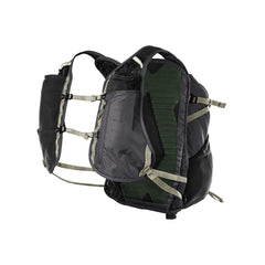 5-11 CloudStryke front view shows ultralight hiking backpack for day trips