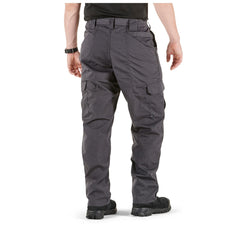 5.11 Taclite Pro Ripstop knee-area, reinforced protection for kneeling work.