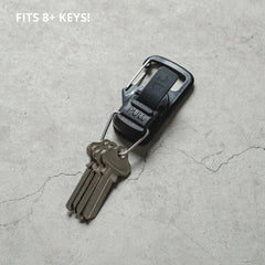 8TIMBER Terra Clip shows quick bag-attachment for on-the-go key management