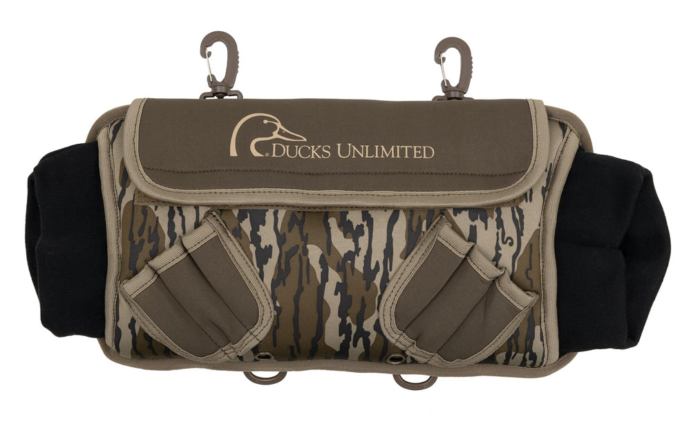 ALPS OutdoorZ Ducks Unlimited Deluxe Hand Warmer in Mossy Oak Original Bottomland keeps hands warm in cold blinds.