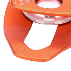 Aerospace aluminum body keeps the unit lightweight and durable.