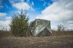 Ameristep Care Taker Magnum durashell 150d fabric provides weather resistance and durability.