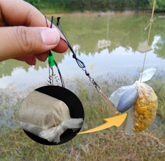 Open bag and bait ready for filling (10x14cm)