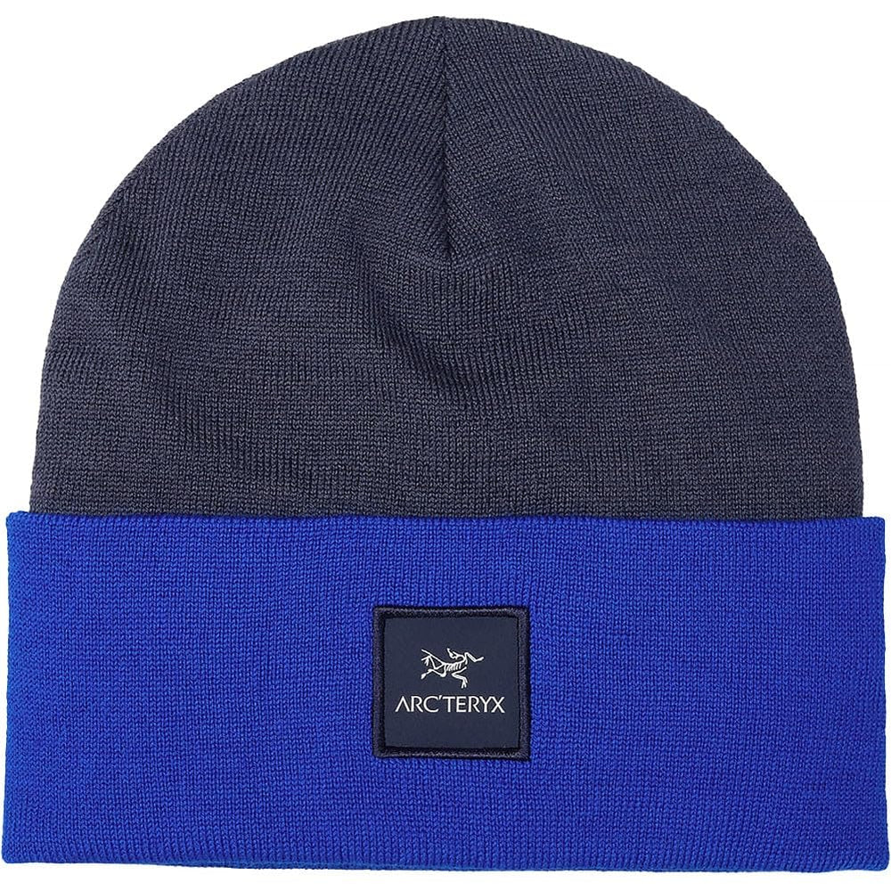 Arc'teryx Color Block Toque with color-block design offering midweight warmth for hiking.