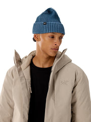 Arc'teryx Ribbed Toque two-tone fabric adds alpine-inspired style