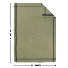 Arcturus Rainier blanket queen-size ideal for shared warmth in bed.