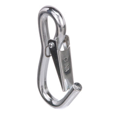 Attwood 7653L3 in-use demonstrates quick attachment with spring-loaded closure on gear.