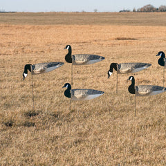 Avery GHG wind decoys quick-set stakes enable fast, easy field setup