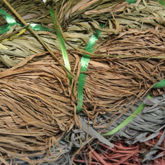 Avery KillerWeed natural palm fibers provide durable, wind-resistant camouflage