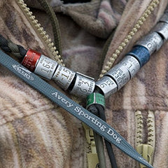 Avery Outdoors 02109 green-lanyard shows off a practical, field-ready design