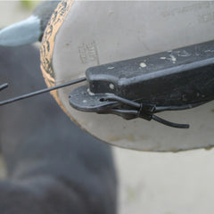 Avery Quick-Fix Decoy Cord withstands water exposure for year-round use.
