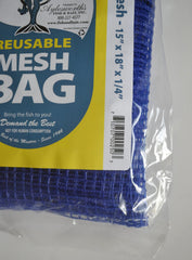 Dispensing chum from mesh bag at sea