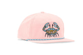 Bajío crab art snapback pink with eye-catching embroidery for coastal style.