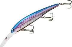 Bandit Lures Walleye Deep Reflection 4-3-4 lure diving deep to reach 27 feet for walleye