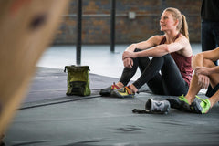 BLACK DIAMOND White Gold Loose Chalk improves moisture management during sweaty sessions.