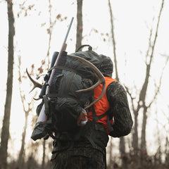 BOG Helix 3500 YKK zippers provide quiet, reliable bag access