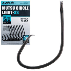 Breakthrough Mutsu Circle Light live bait action in use