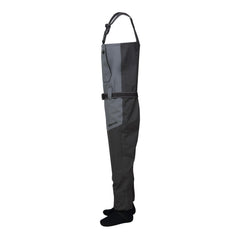 BRIVER Max Comfort wader highlights ergonomic design for flexible movement during use.