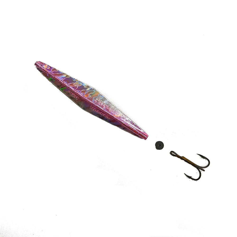 Buzz Bomb Pink Holographic 25mm lure attracts freshwater fish with bright flash.