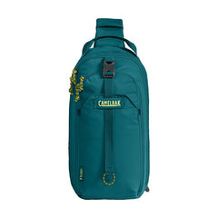 CamelBak Arete Sling 8 adjustable shoulder straps for versatile left or right carry