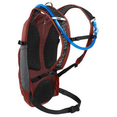 CamelBak Lobo 9 magnetic tube trap secures hydration tube while riding