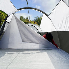 CAMPROS CP Tent easy setup shows two people assembling in about five minutes