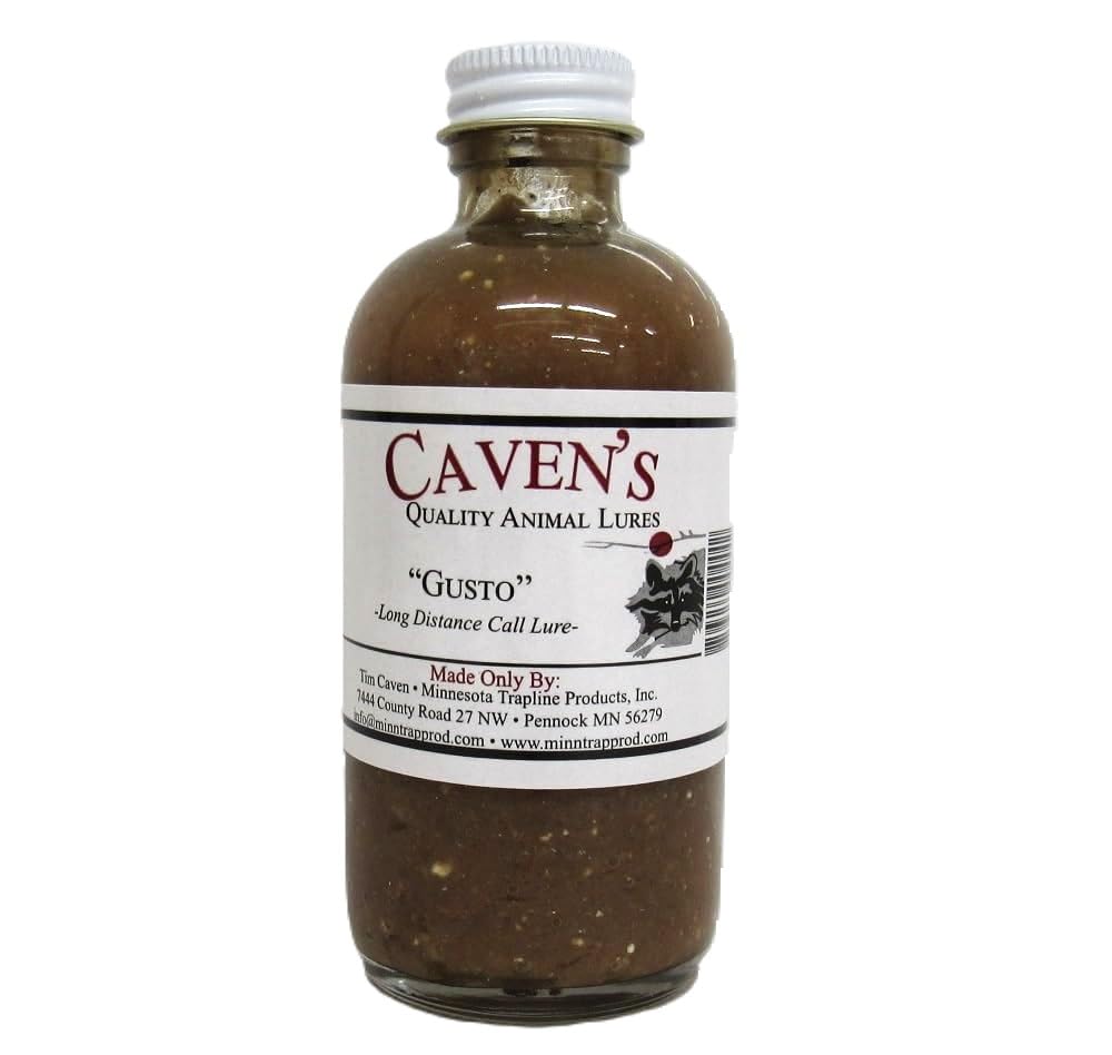 Caven's Gusto long-distance call lure attracts deer from afar for effective scent work