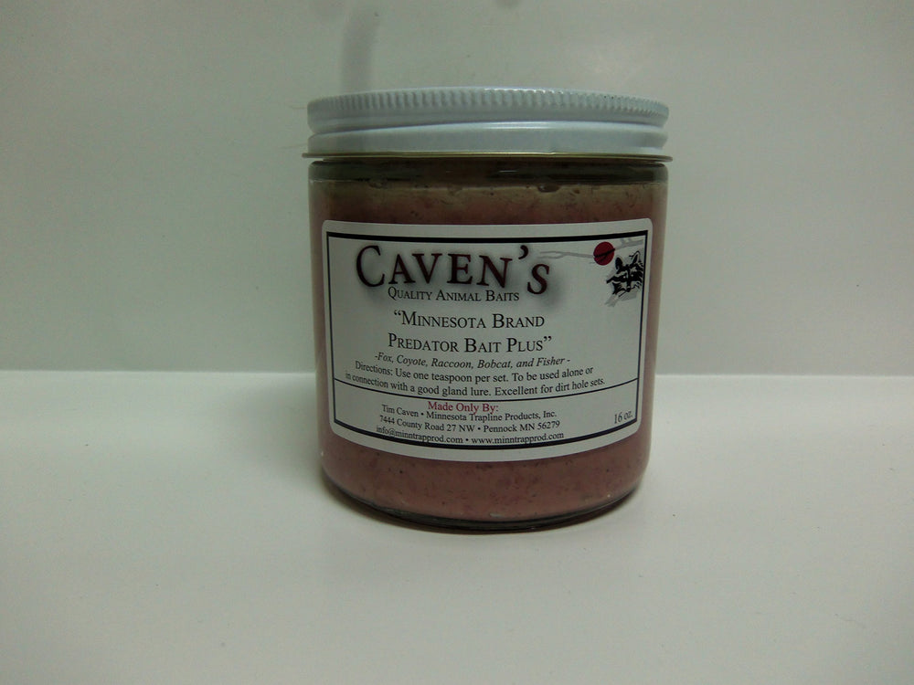 Caven's Predator Bait Plus pint jar attracts coyotes and bobcats in field setups