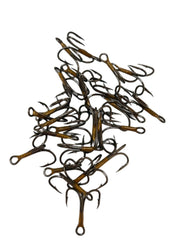 Circle B Tackle Eagle Claw 374 bronze treble hook close-up shows curved points improving bait retention.