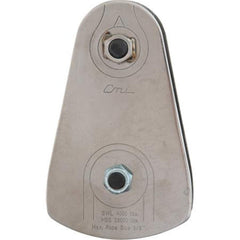 CMI Arborist Pulley 5/8 rope side view emphasizes lightweight design for easy handling