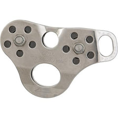 CMI Micro Trolley rope cap 0-5 in demonstrates secure attachment for quick handling