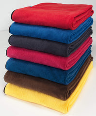 Cocoon Fleece Blanket edges lycra detail demonstrates durable edging for everyday use