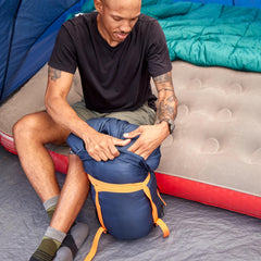 Coleman Big Bay insulation highlight with Coletherm MAX for warmth.