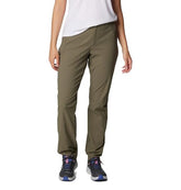 Columbia Leslie Falls II Stretch Pant front view versatile all-day comfort for town-to-trail wear.