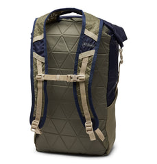 Columbia Tandem Trail 22L hydration-ready pocket close-up for quick sip access.