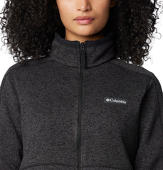 Columbia Women's Sweater Weather II fleece jacket collar detail blocks drafts on chilly mornings.