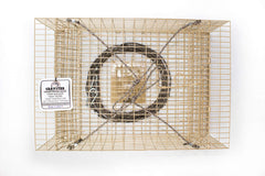 Crayster Lake Trap paired with 25ft 550lb rope and carabiners for secure setup