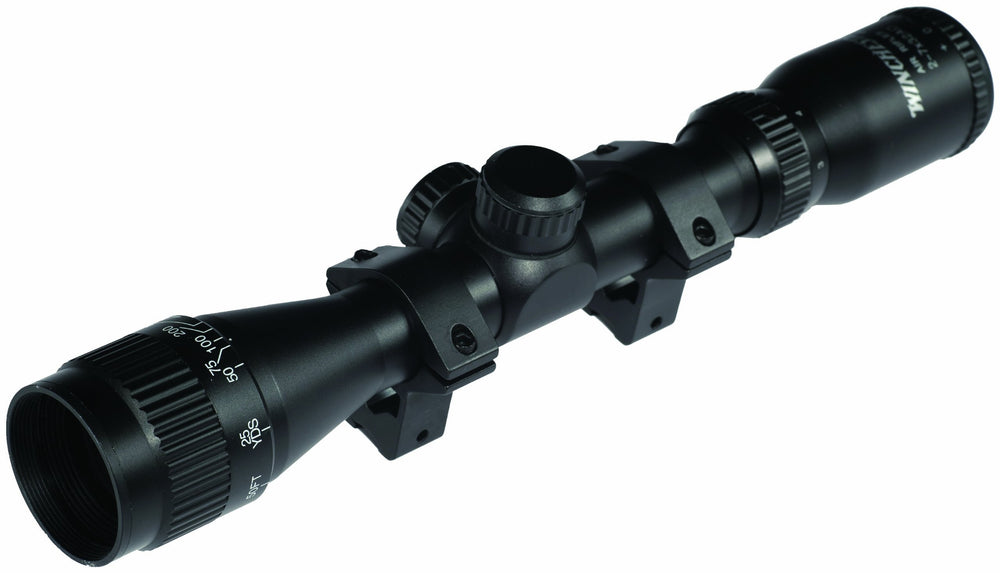 Daisy Winchester 2-7x32 AO scope for precise aiming and versatile outdoor shooting.