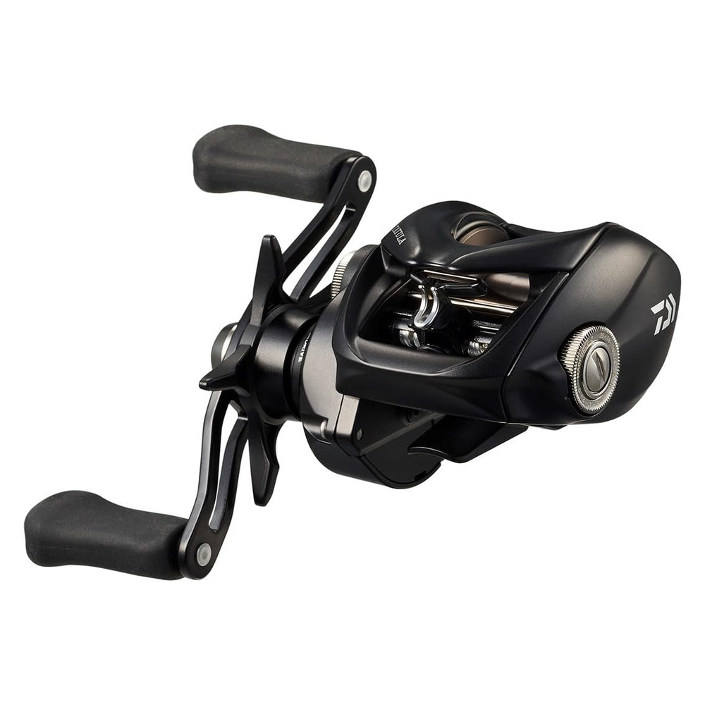 Daiwa 24TATULA TW100 bait reel side view showing compact design for precise casting