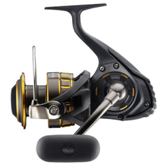 Daiwa BG 4000 with aluminum housing for rigid, durable performance.