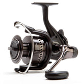 DAIWA Emcast BR 4500A front spool view highlighting smooth freespool and line control.