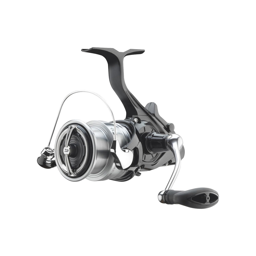 DAIWA Emcast BR LT 5000-C reel front view with balanced design for smooth casting