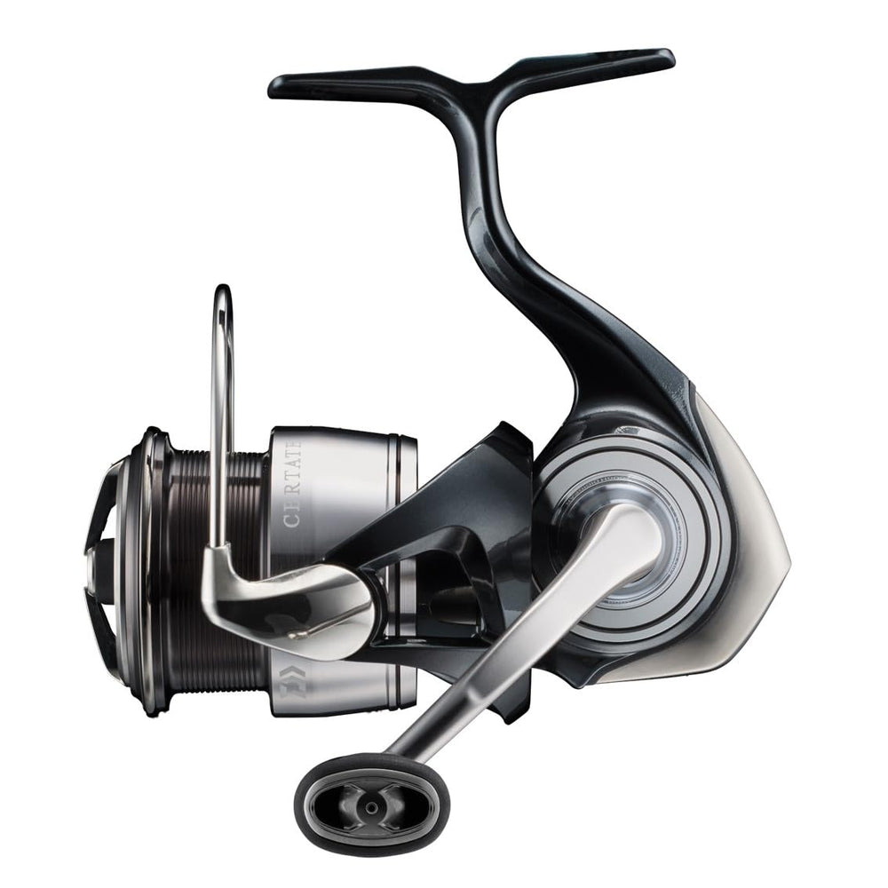 Daiwa FCLT2500S-XH front view shows compact all-metal body for smooth handling