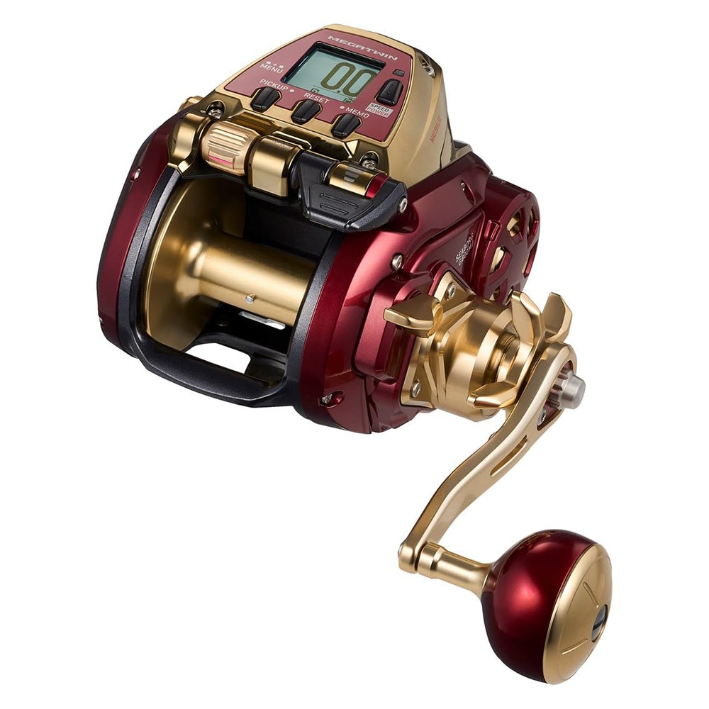 Daiwa G800MJ Seaborg electric reel on a boat showing Megatorque-G power in action.
