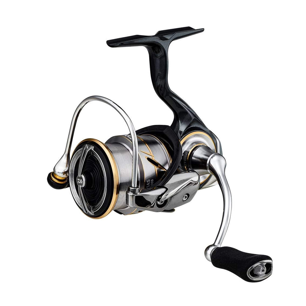 Daiwa LT2500S-XH close-up showing the lightweight MQ monocock body for finesse fishing.