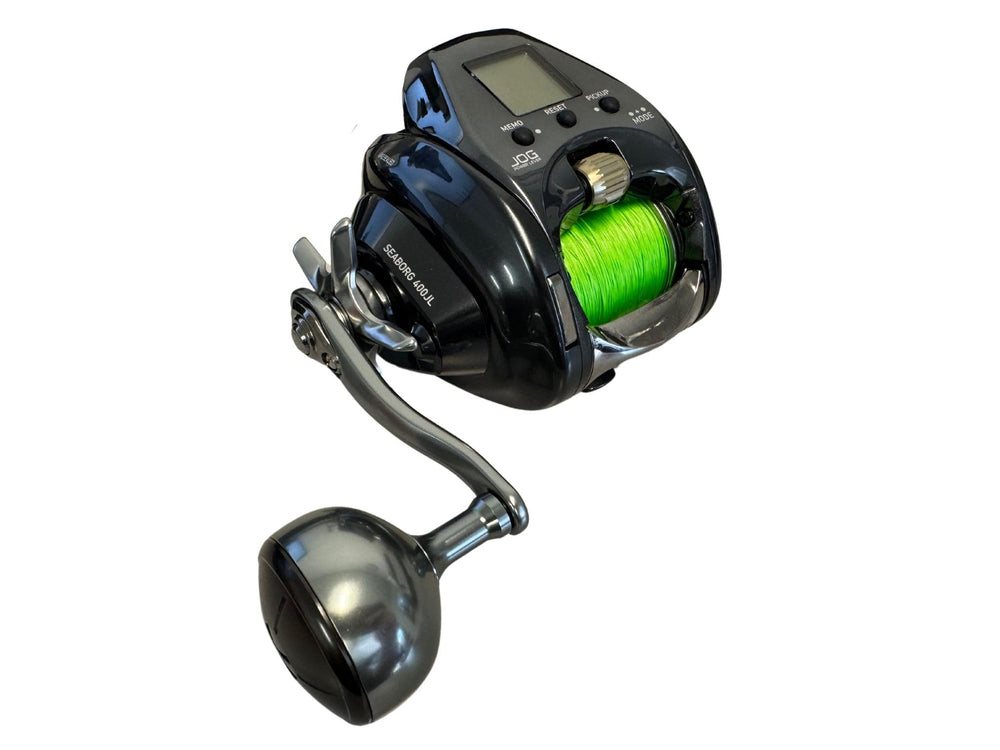 Daiwa Seaborg 400JL reel close-up highlighting compact design for deep-water fishing