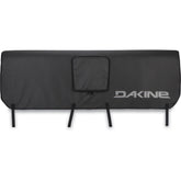 Dakine Pickup Pad DLX black small with bikes secured on a tailgate for safe transport.