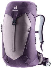 Deuter AC Lite 14L backpanel close-up showing breathable mesh for cool day hikes.