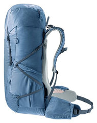 Deuter Aircontact Ultra 50+5L back system close-up with ventilation.