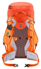 Deuter Speed Lite 28 SL adjustable sternum belt for secure fit.